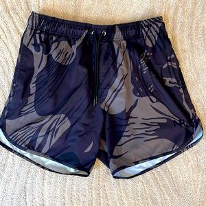 NFQ Mens Shorts. Size L.